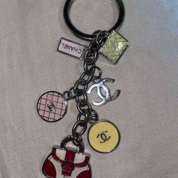 Chanel Beauty Keychain or Handbag Charm! Multi charm! EUC - Picture 2 of 8